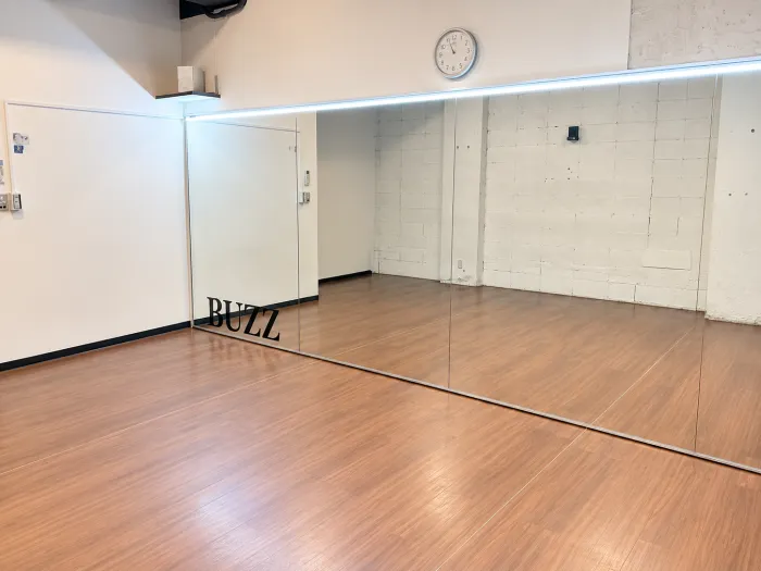 4スタジオ