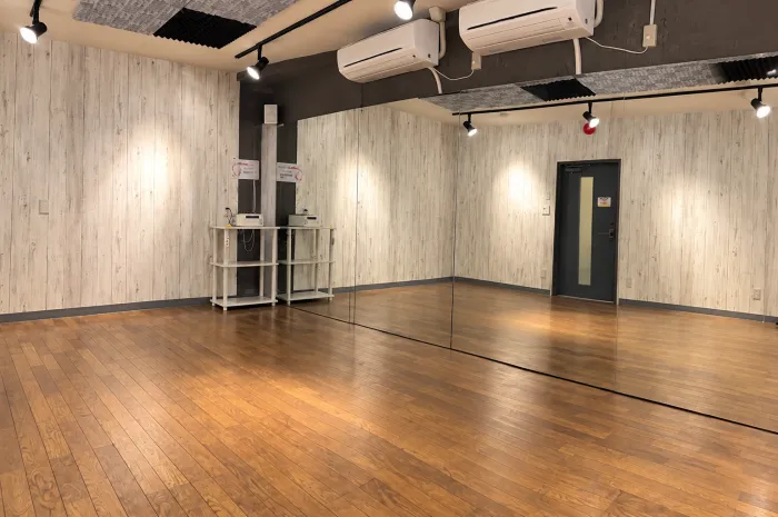 Bスタジオ